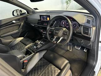 2018 Audi Q5 - Thumbnail