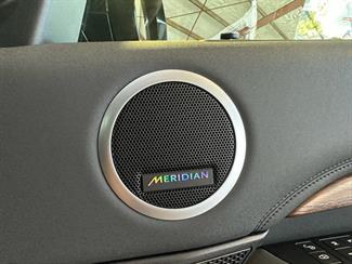 2018 Land Rover Discovery - Thumbnail