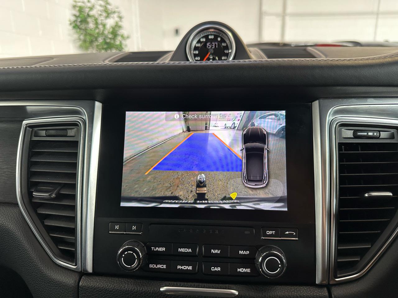 2018 Porsche Macan
