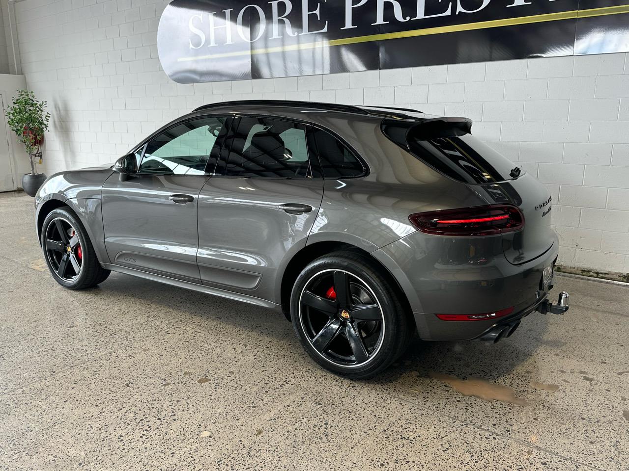 2018 Porsche Macan
