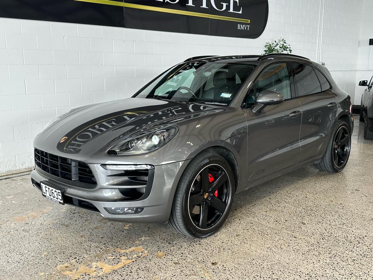 2018 Porsche Macan