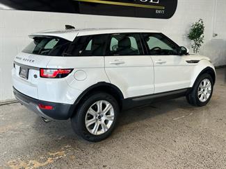 2017 Land Rover Range Rover Evoque - Thumbnail