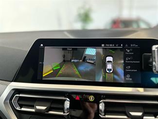 2020 BMW 330e - Thumbnail
