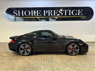 2010 Porsche 911 - Thumbnail