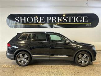 2018 Volkswagen Tiguan - Thumbnail