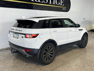 2016 Land Rover Range Rover Evoque - Thumbnail