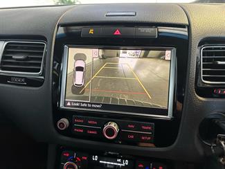 2014 Volkswagen Touareg - Thumbnail