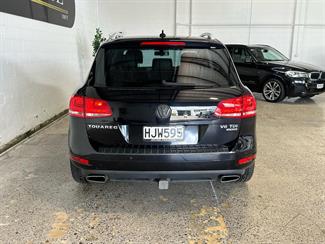 2014 Volkswagen Touareg - Thumbnail