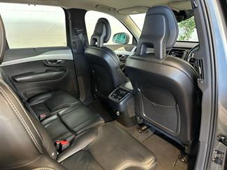 2020 Volvo XC90 - Thumbnail