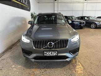 2020 Volvo XC90 - Thumbnail