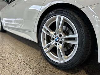 2015 BMW 320i - Thumbnail