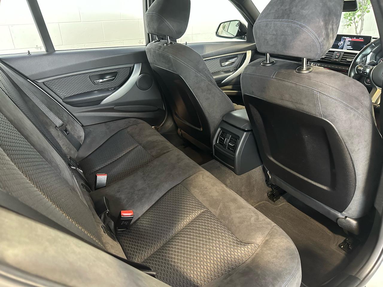 2015 BMW 320i