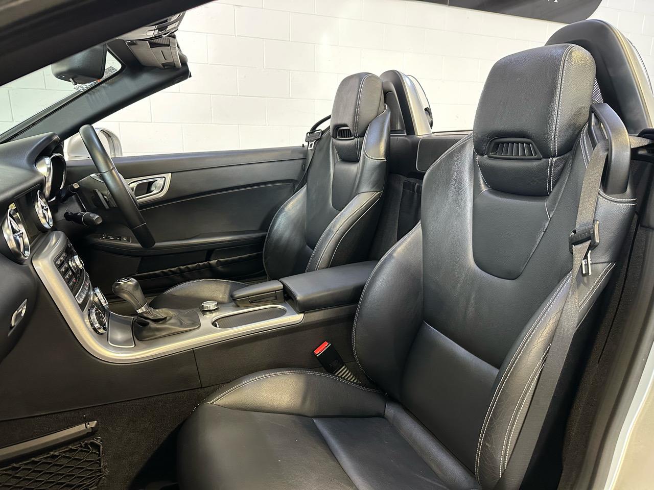 2011 Mercedes-Benz SLK 200