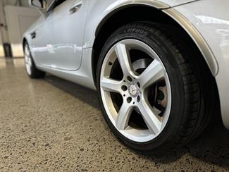 2011 Mercedes-Benz SLK 200 - Thumbnail