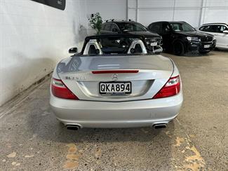 2011 Mercedes-Benz SLK 200 - Thumbnail