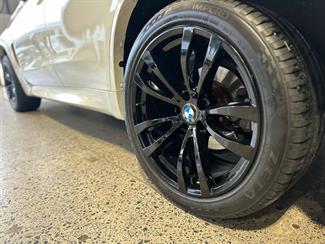 2015 BMW X5 - Thumbnail