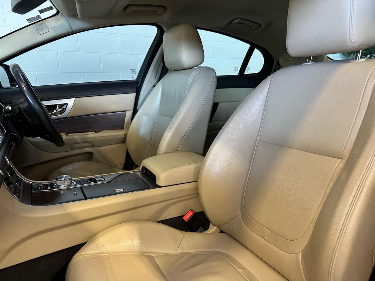 2014 Jaguar XF