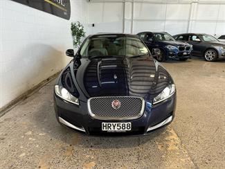 2014 Jaguar XF - Thumbnail
