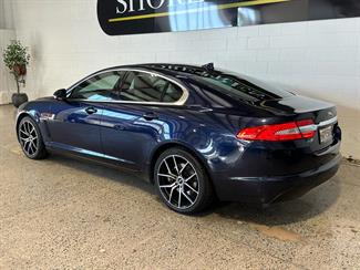 2014 Jaguar XF - Thumbnail