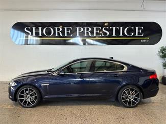 2014 Jaguar XF - Thumbnail