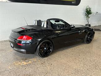 2015 BMW Z4 - Thumbnail