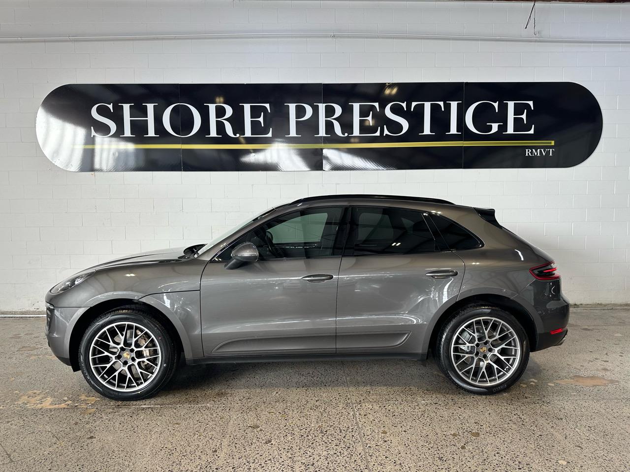 2015 Porsche Macan