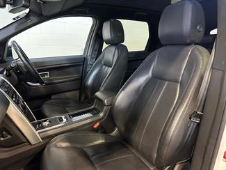 2016 Land Rover Discovery Sport - Thumbnail