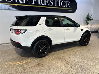 2016 Land Rover Discovery Sport - Thumbnail