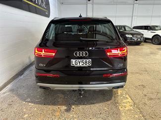 2018 Audi Q7 - Thumbnail