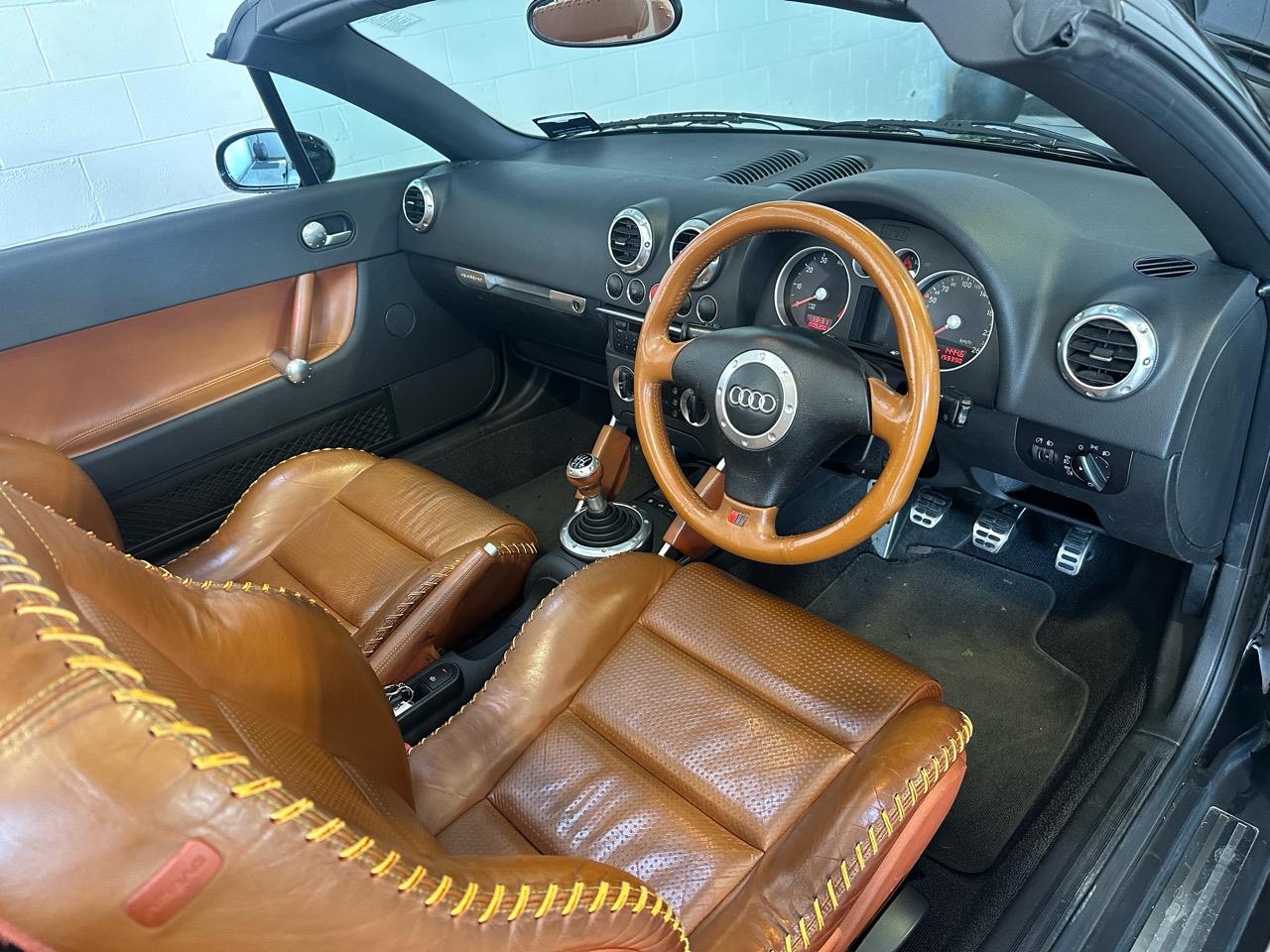 2000 Audi TT