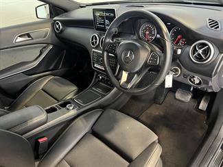 2016 Mercedes-Benz A 180 - Thumbnail