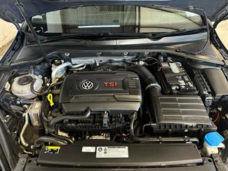2018 Volkswagen Golf - Thumbnail