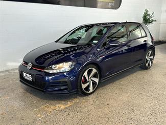 2018 Volkswagen Golf - Thumbnail