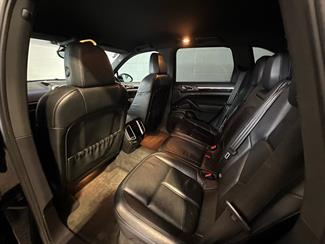 2011 Porsche Cayenne - Thumbnail