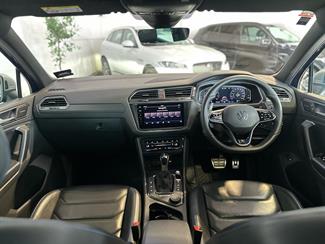 2022 Volkswagen Tiguan - Thumbnail