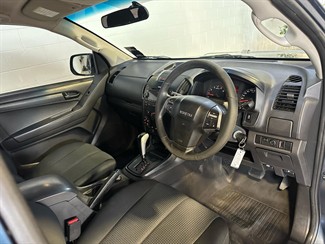 2015 Isuzu D-Max - Thumbnail