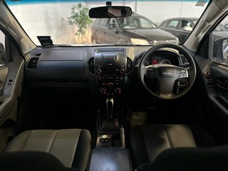 2015 Isuzu D-Max - Thumbnail