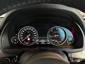 2017 BMW X5 - Thumbnail