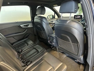 2016 Audi Q7 - Thumbnail
