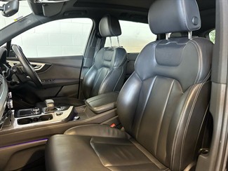2016 Audi Q7 - Thumbnail