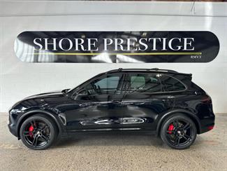 2013 Porsche Cayenne - Thumbnail