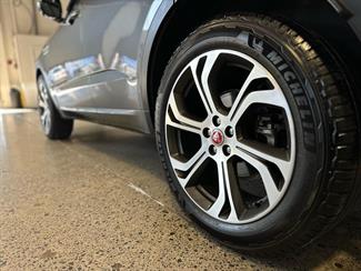 2020 Jaguar E-Pace - Thumbnail
