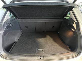 2016 Volkswagen Tiguan - Thumbnail