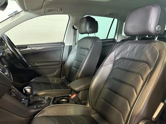 2016 Volkswagen Tiguan - Thumbnail