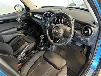2016 Mini Cooper - Thumbnail