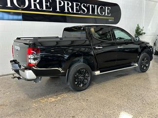 2023 Mitsubishi Triton - Thumbnail