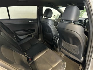 2018 Kia Sportage - Thumbnail