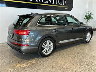 2018 Audi Q7 - Thumbnail