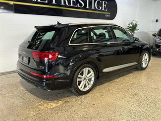 2018 Audi Q7 - Thumbnail