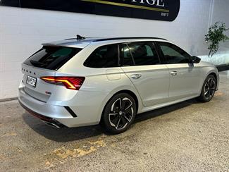 2021 Skoda Octavia - Thumbnail